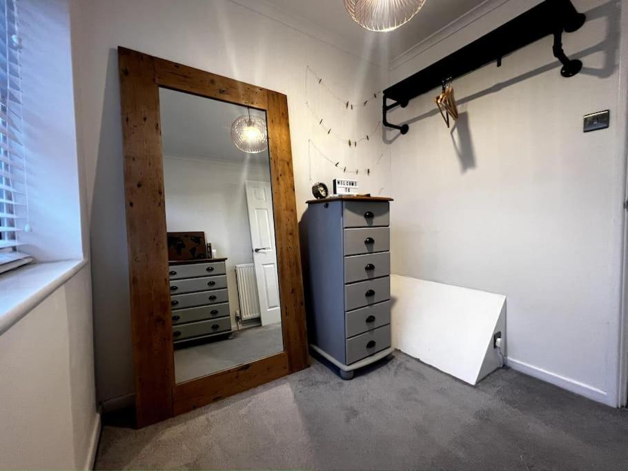 Vila Entire Modern House In Tamworth - 2 Double Beds + Free Parking Exteriér fotografie