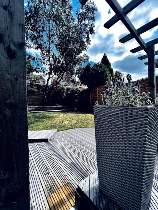 Vila Entire Modern House In Tamworth - 2 Double Beds + Free Parking Exteriér fotografie