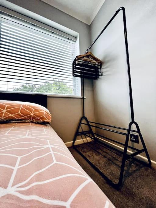 Vila Entire Modern House In Tamworth - 2 Double Beds + Free Parking Exteriér fotografie